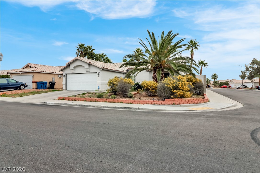 5102 Del Shannon Street North Las Vegas NV 89031