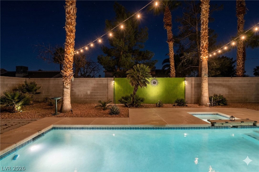 5102 Del Shannon Street North Las Vegas NV 89031