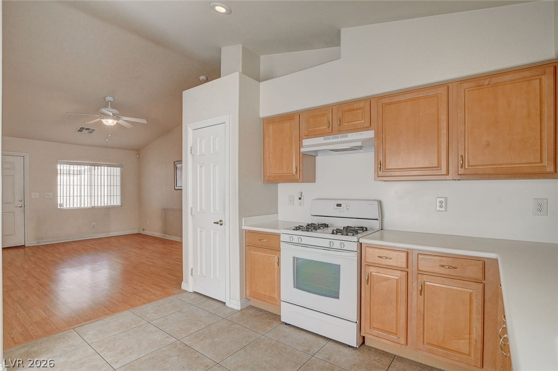 8575 Little Fox Street Las Vegas NV 89123