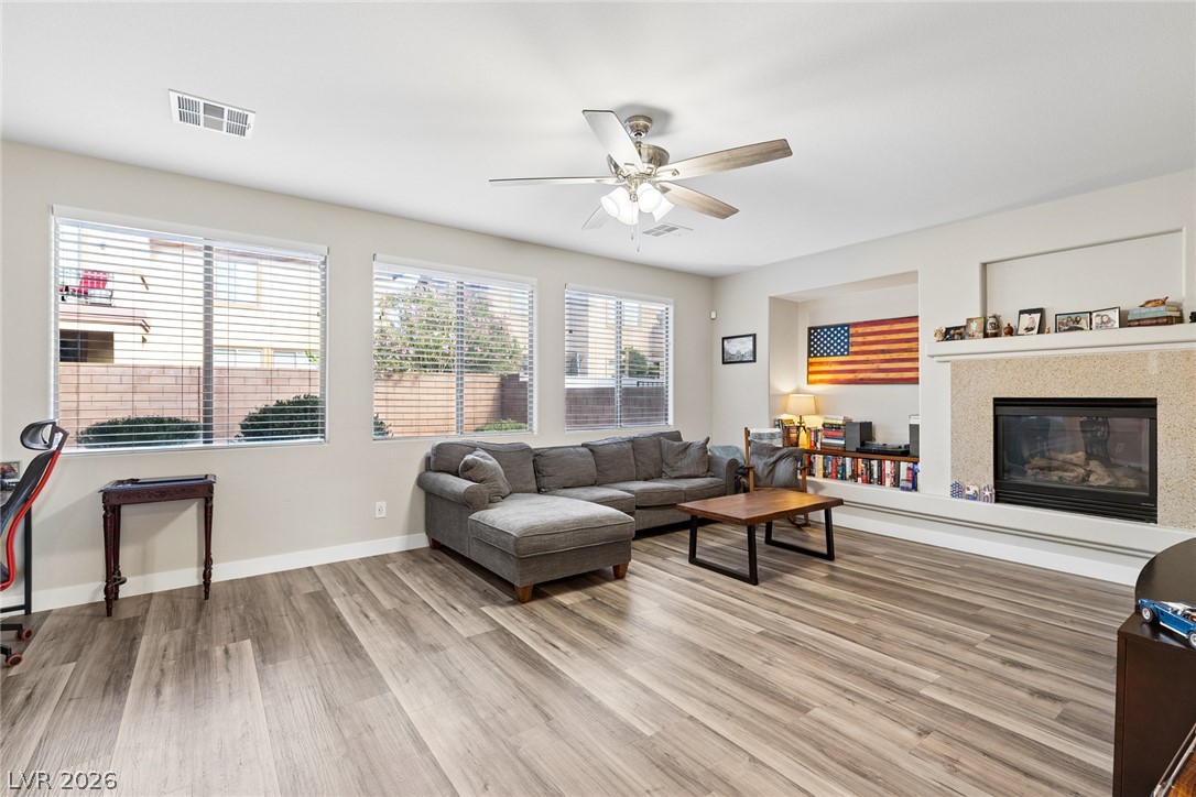 8212 Chimney Bluffs Street North Las Vegas NV 89085