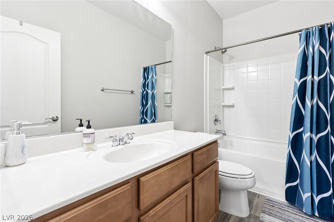 8212 Chimney Bluffs Street North Las Vegas NV 89085