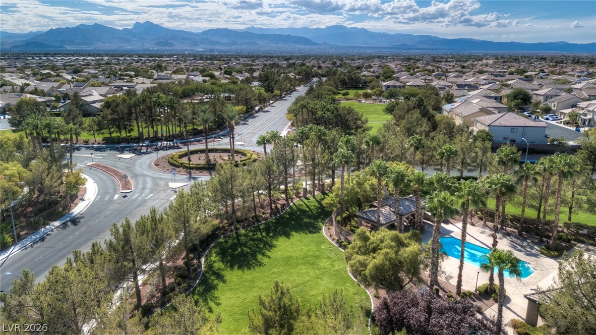 8212 Chimney Bluffs Street North Las Vegas NV 89085