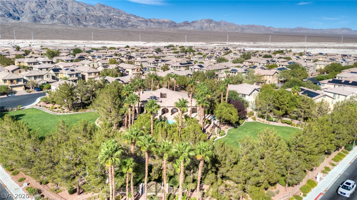 8212 Chimney Bluffs Street North Las Vegas NV 89085