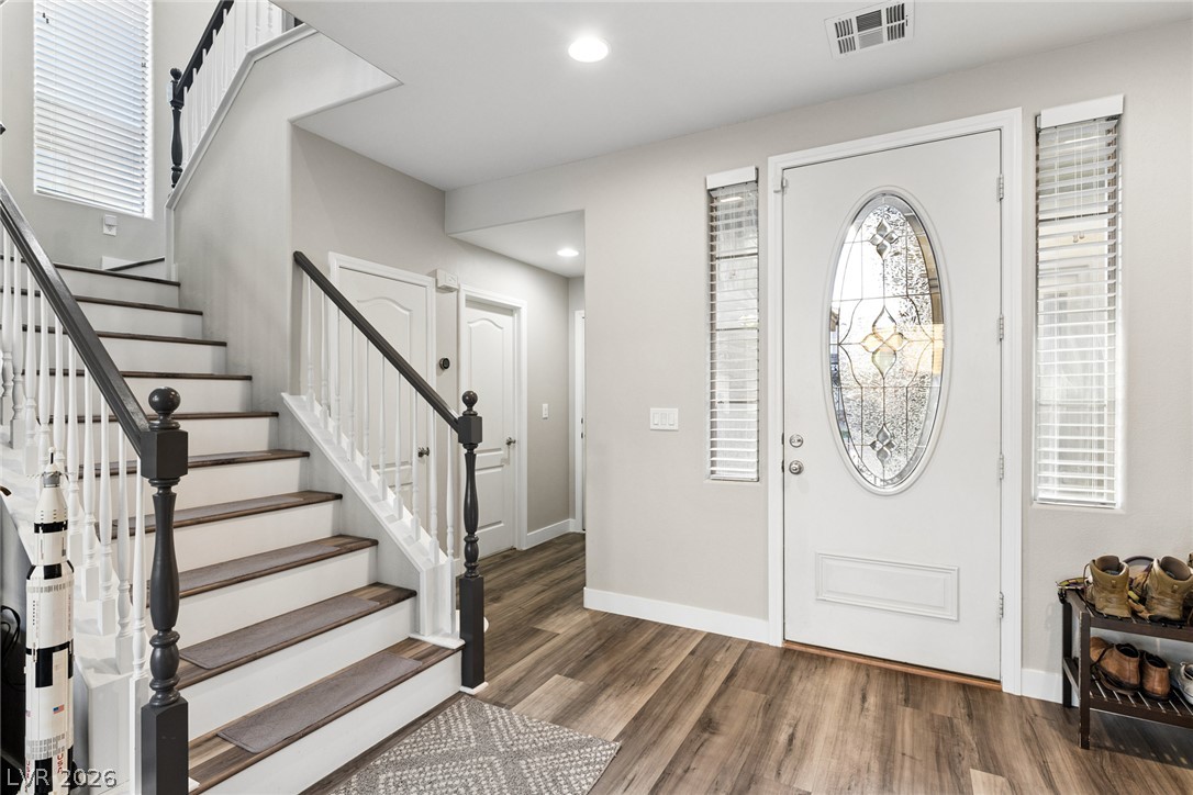 8212 Chimney Bluffs Street North Las Vegas NV 89085