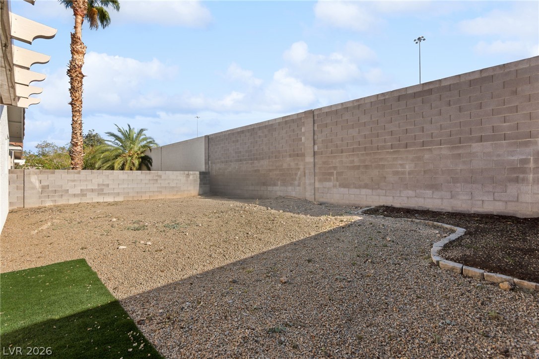 2415 Worchester Road Henderson NV 89074
