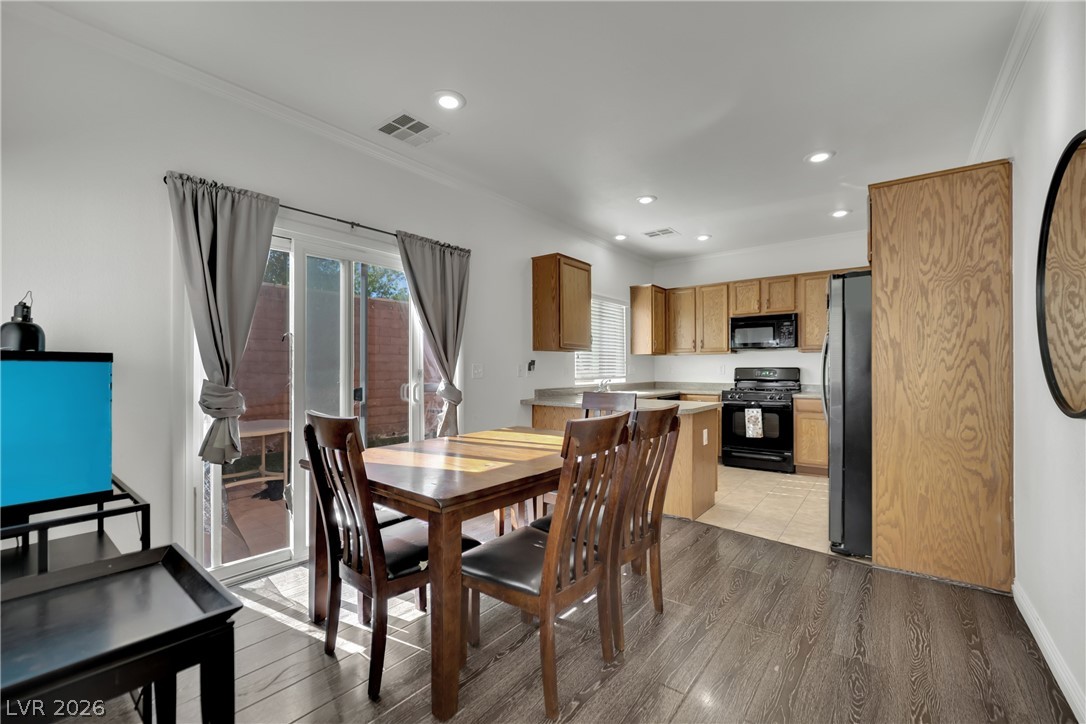 10283 Eve Springs Street Las Vegas NV 89178
