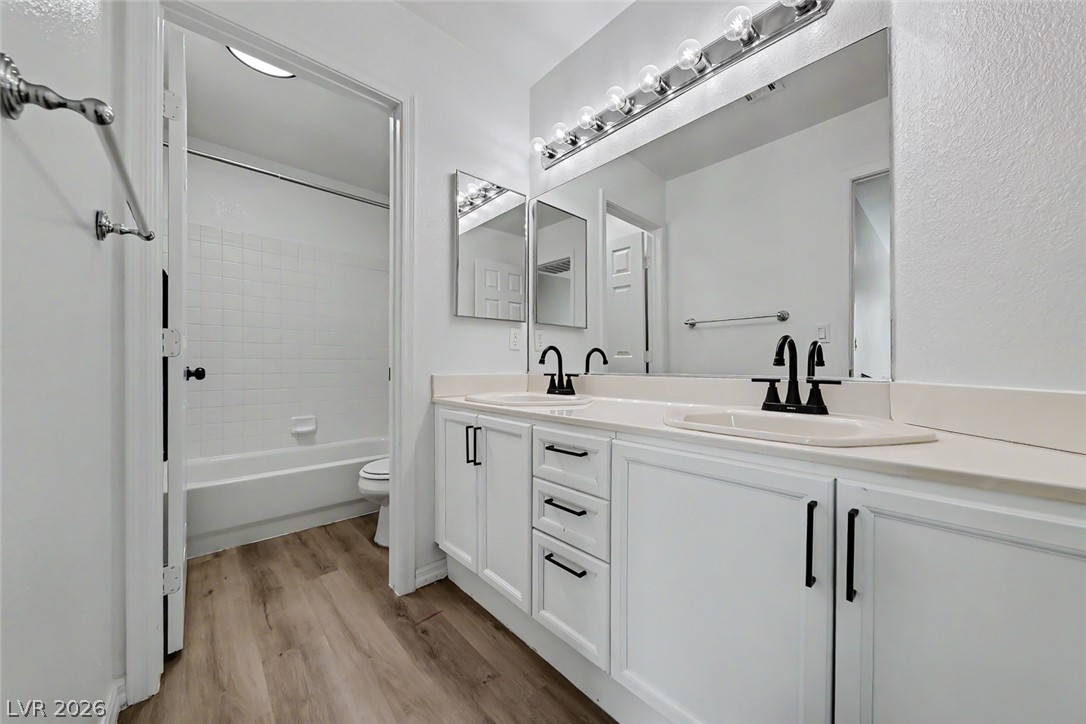 3540 Tuscany Village Drive Las Vegas NV 89129