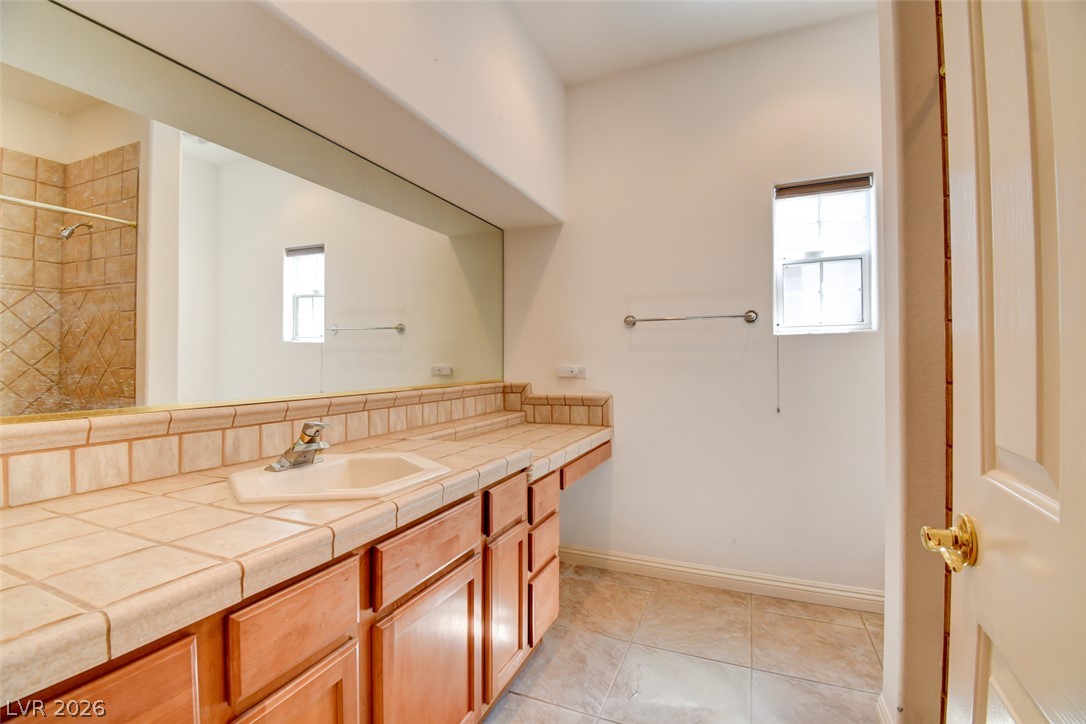 3380 Saddlebrook Street Las Vegas NV 89141