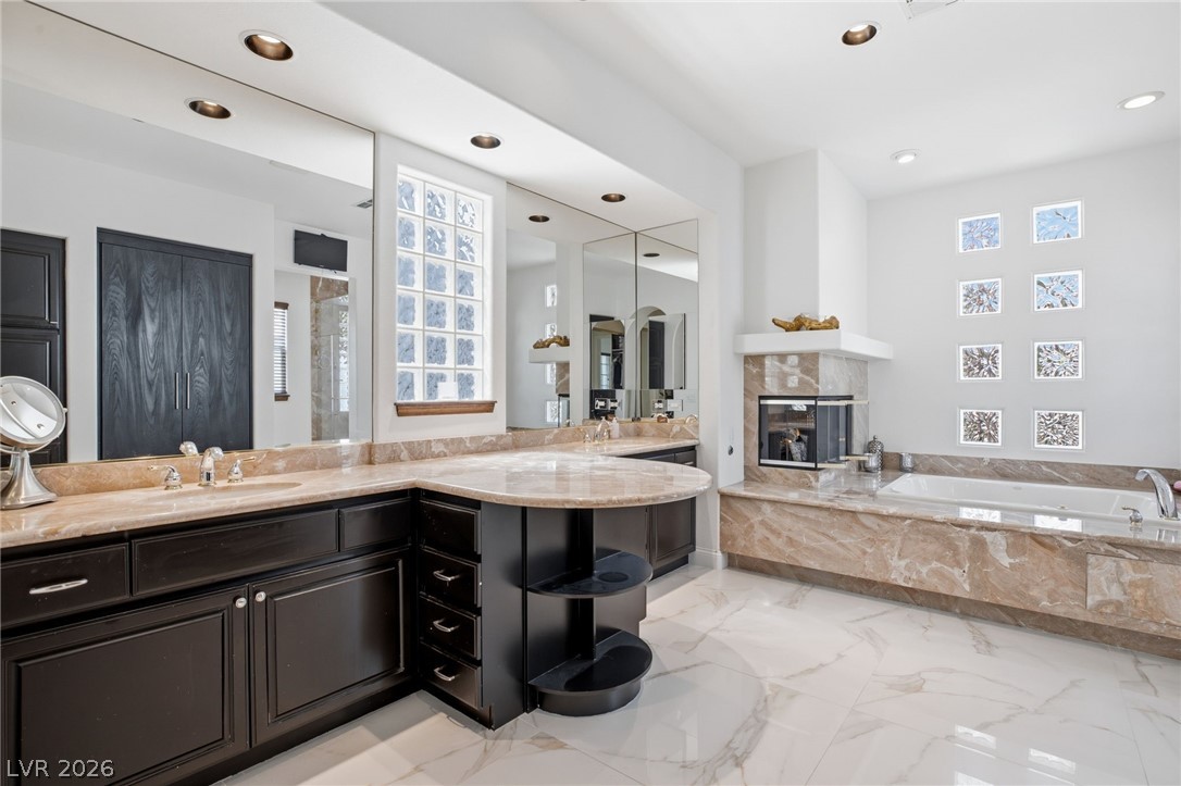 11471 Timber Mountain Avenue Las Vegas NV 89135