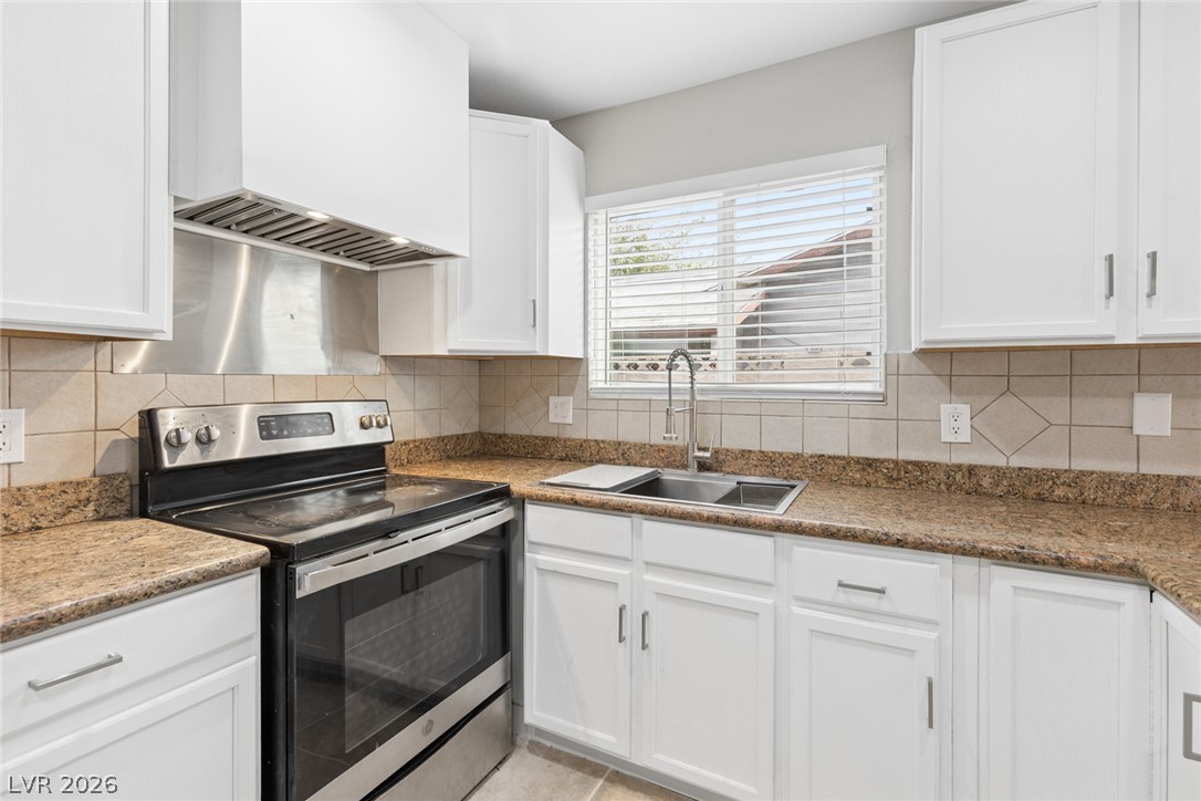 4051 Springhill Avenue Las Vegas NV 89121