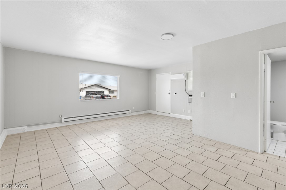 4051 Springhill Avenue Las Vegas NV 89121