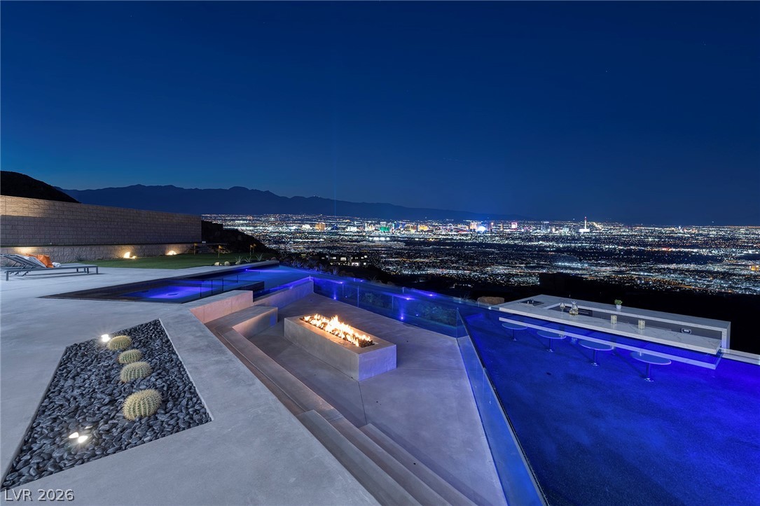 563 Grand Rim Drive Henderson NV 89012