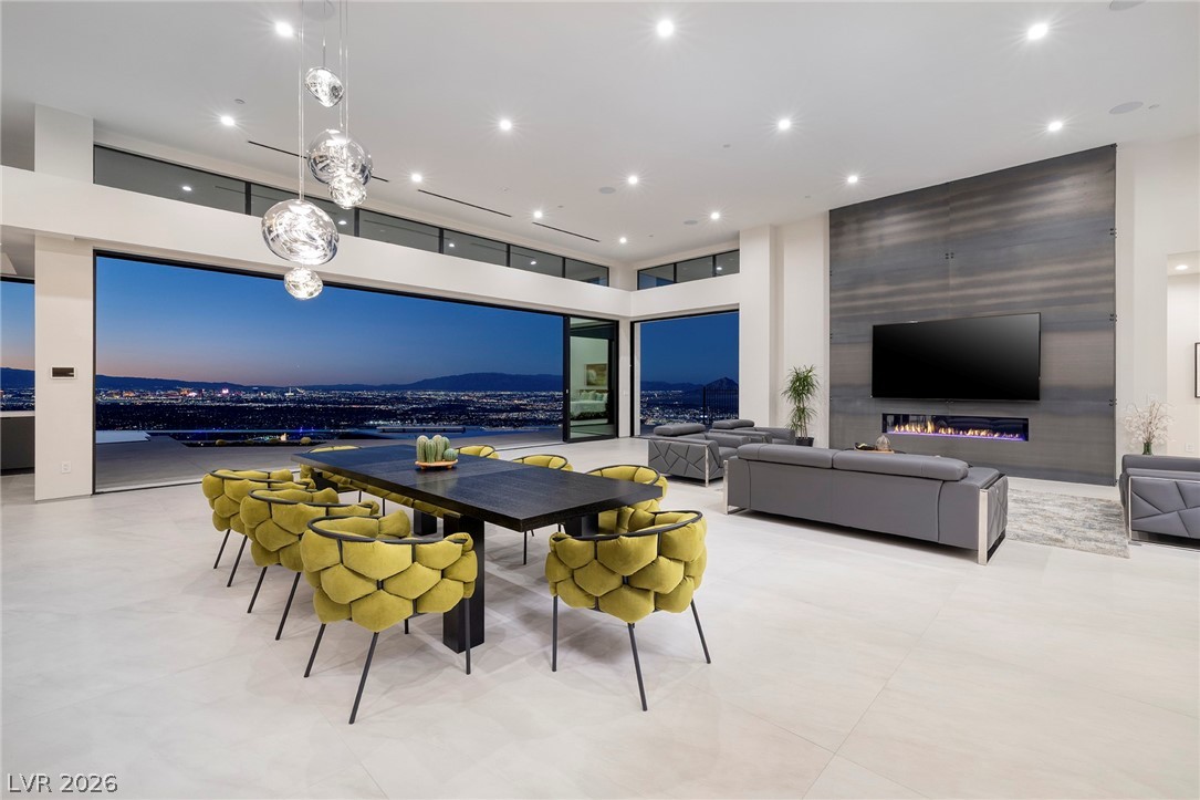 563 Grand Rim Drive Henderson NV 89012