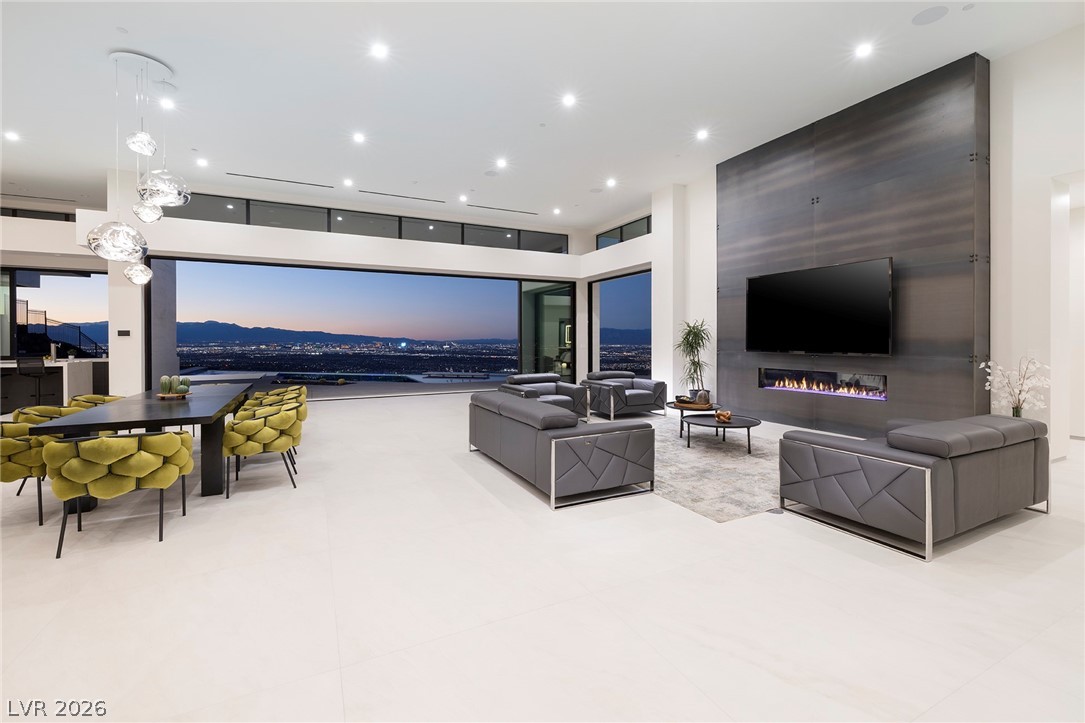 563 Grand Rim Drive Henderson NV 89012