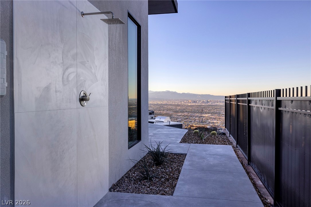 563 Grand Rim Drive Henderson NV 89012