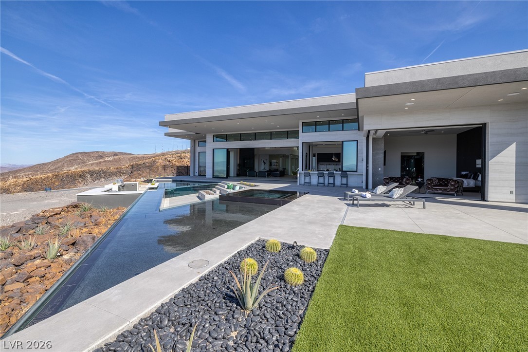 563 Grand Rim Drive Henderson NV 89012