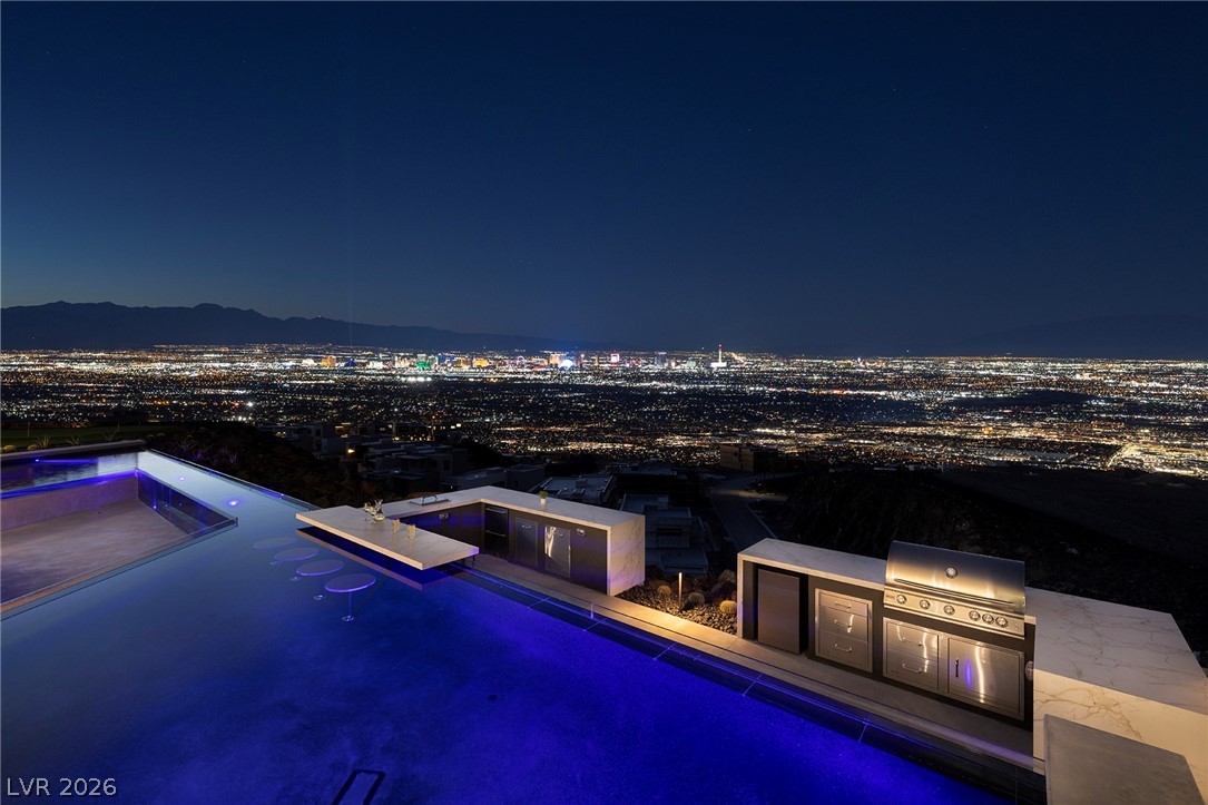 563 Grand Rim Drive Henderson NV 89012