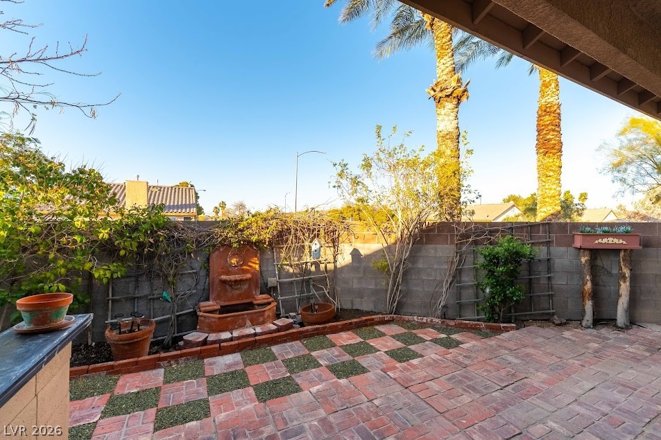 252 Spring River Avenue Las Vegas NV 89123