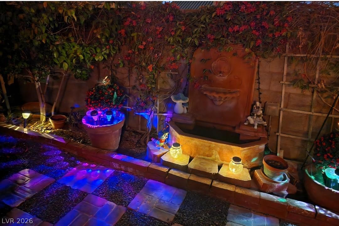 252 Spring River Avenue Las Vegas NV 89123