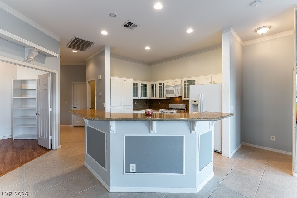 252 Spring River Avenue Las Vegas NV 89123
