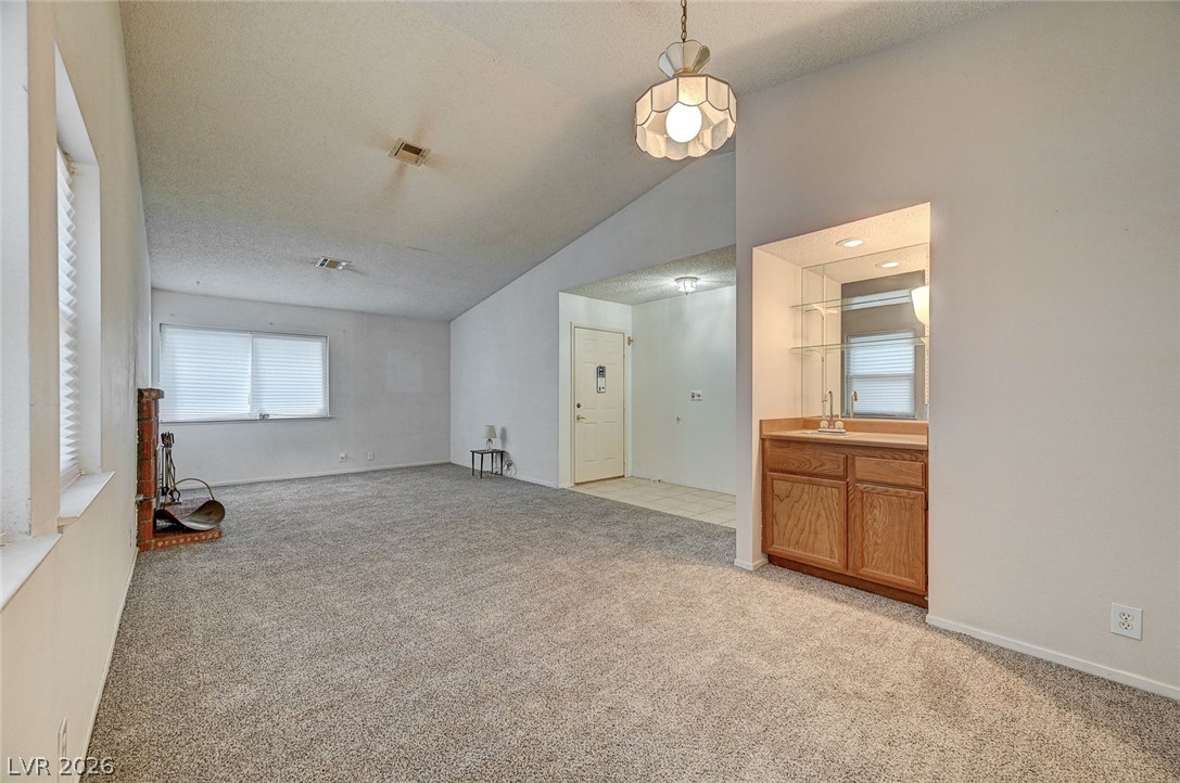 4432 Live Oak Drive Las Vegas NV 89121