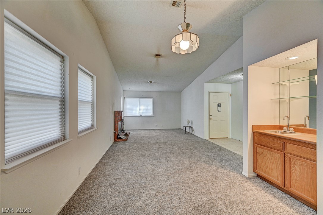 4432 Live Oak Drive Las Vegas NV 89121