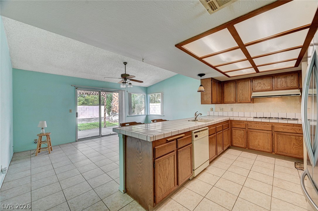 4432 Live Oak Drive Las Vegas NV 89121