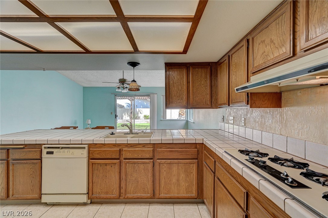 4432 Live Oak Drive Las Vegas NV 89121