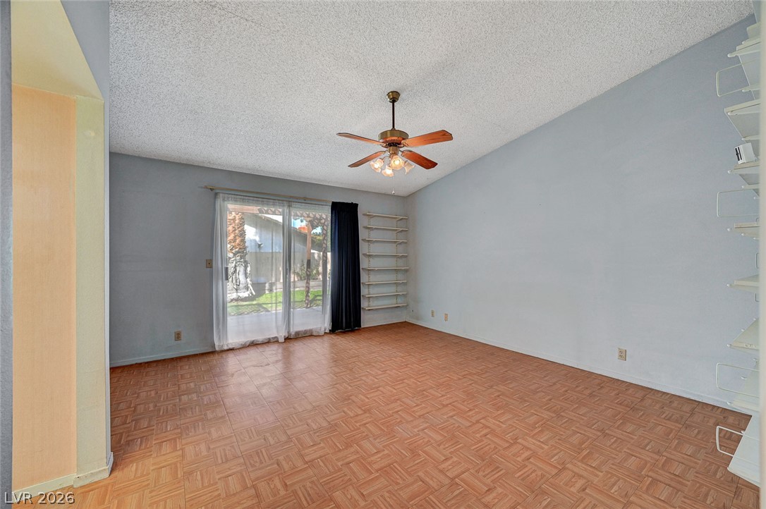 4432 Live Oak Drive Las Vegas NV 89121