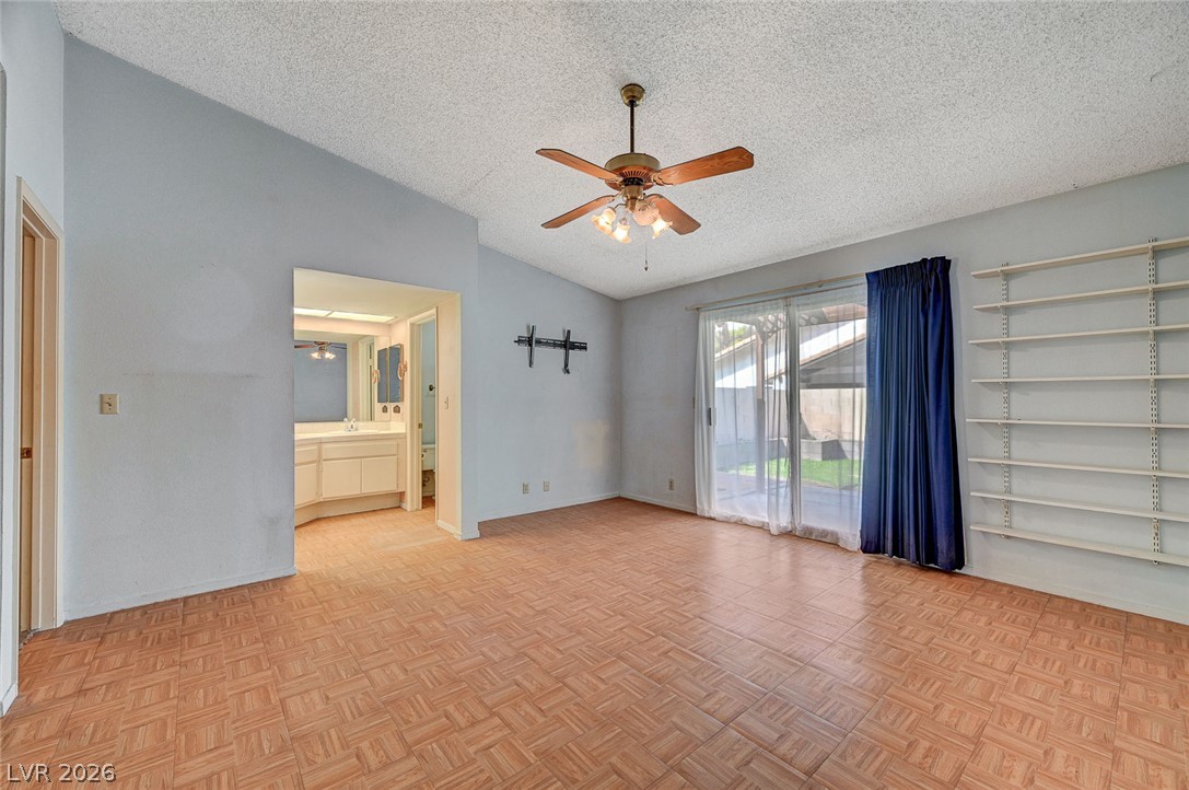4432 Live Oak Drive Las Vegas NV 89121