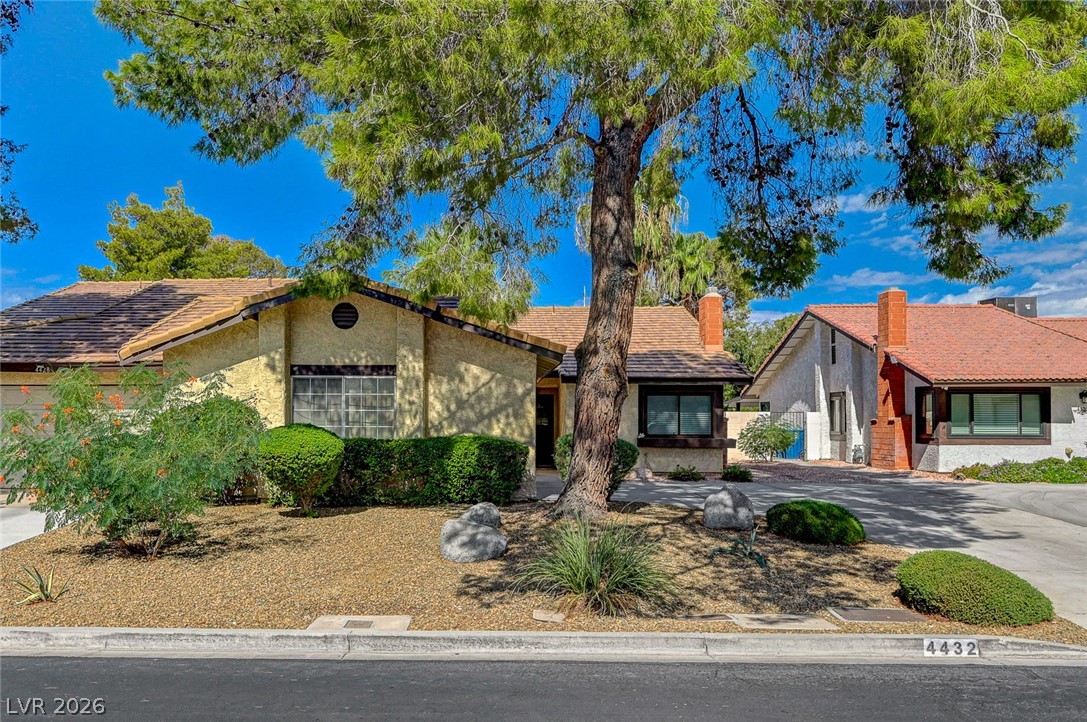 4432 Live Oak Drive Las Vegas NV 89121