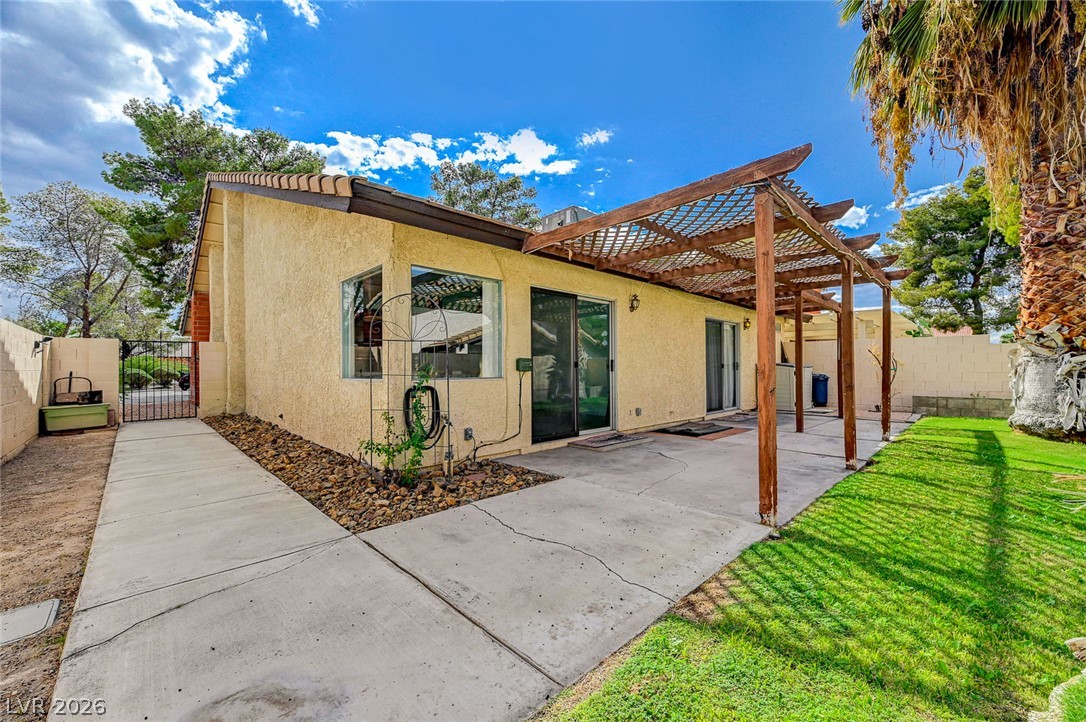 4432 Live Oak Drive Las Vegas NV 89121