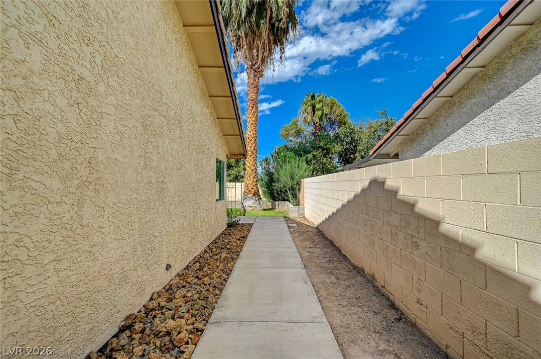 4432 Live Oak Drive Las Vegas NV 89121