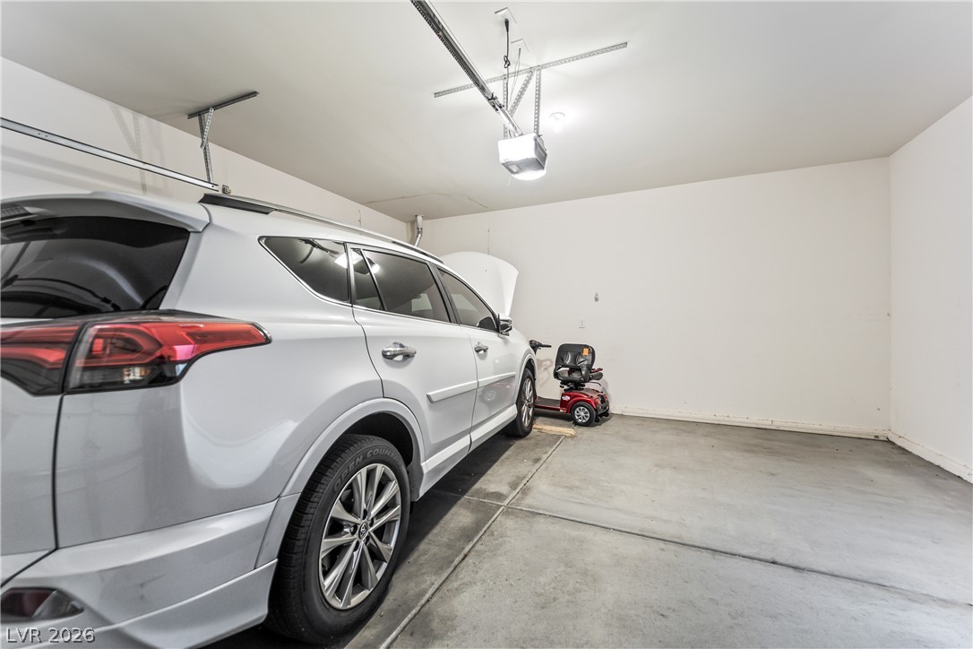 10291 Garden State Drive Las Vegas NV 89135