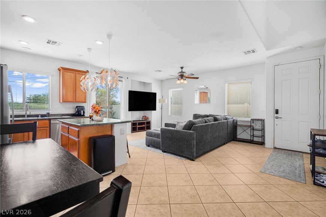 5552 Overlook Valley Street North Las Vegas NV 89081