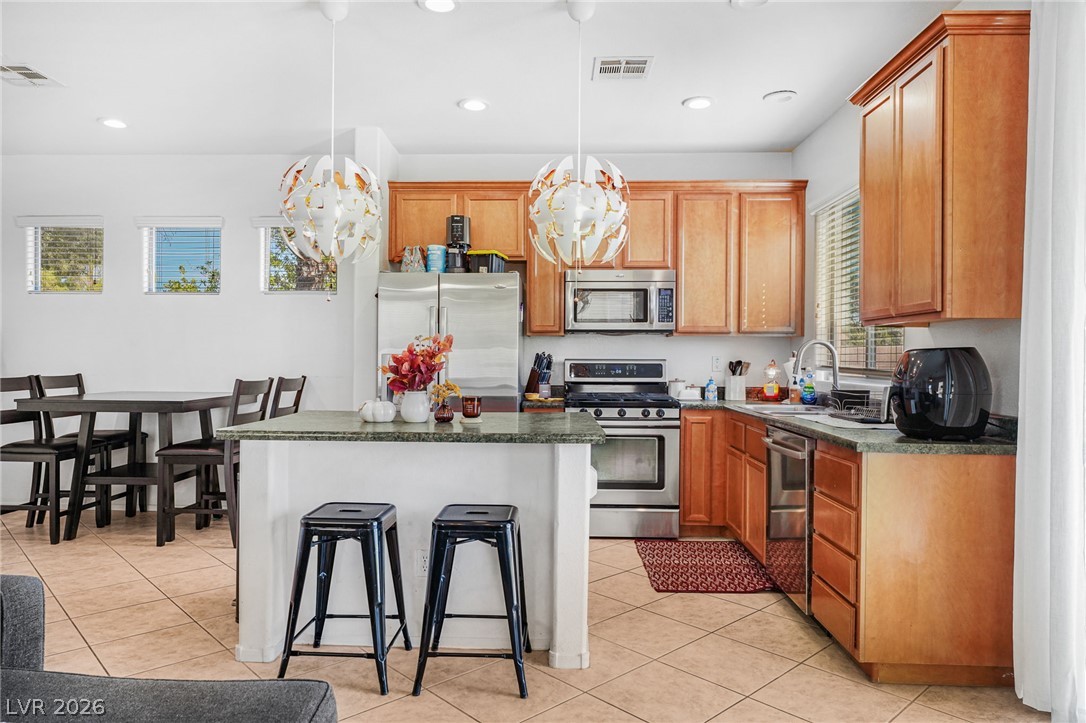 5552 Overlook Valley Street North Las Vegas NV 89081