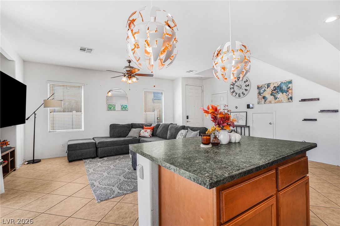 5552 Overlook Valley Street North Las Vegas NV 89081