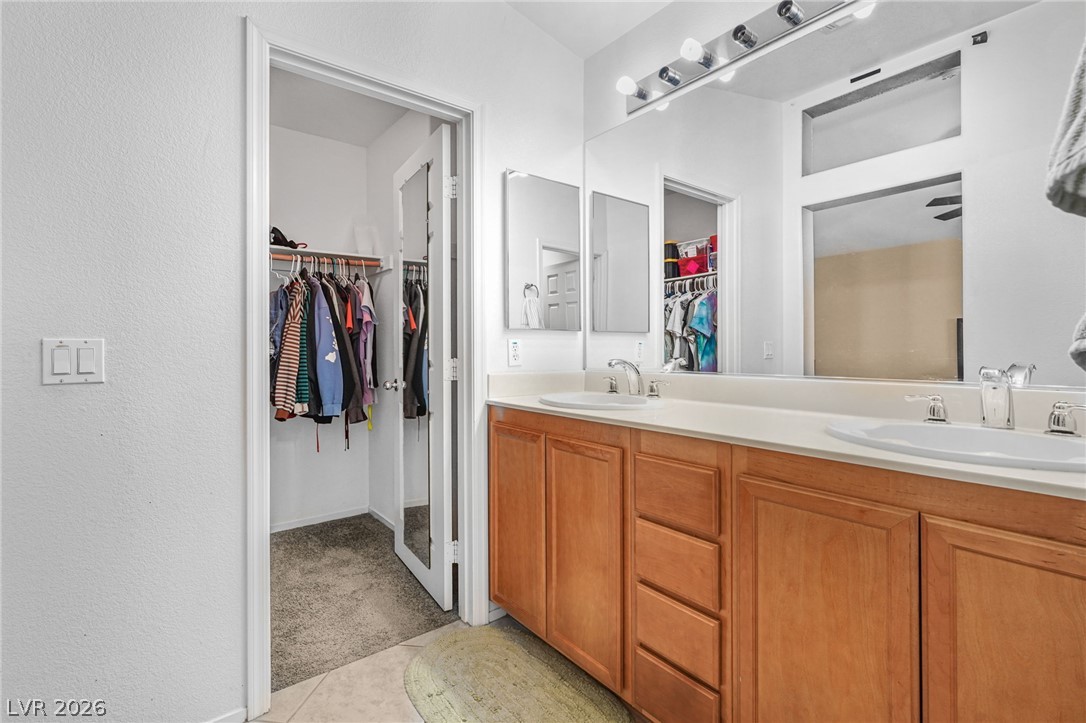 5552 Overlook Valley Street North Las Vegas NV 89081