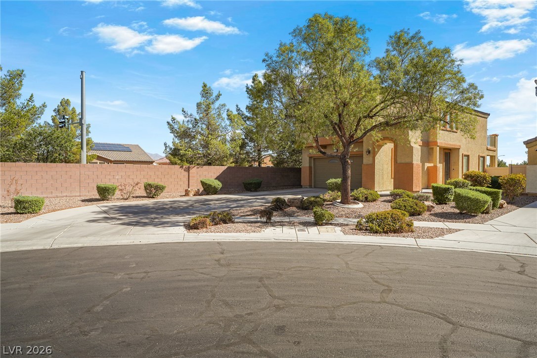 5552 Overlook Valley Street North Las Vegas NV 89081
