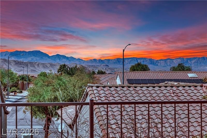 2077 Wildwood Lake Street Henderson NV 89052