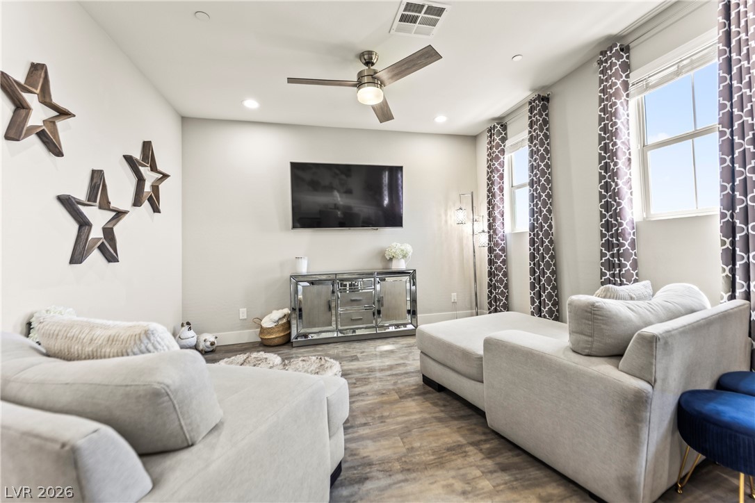 180 Petaluma Valley Drive Las Vegas NV 89138