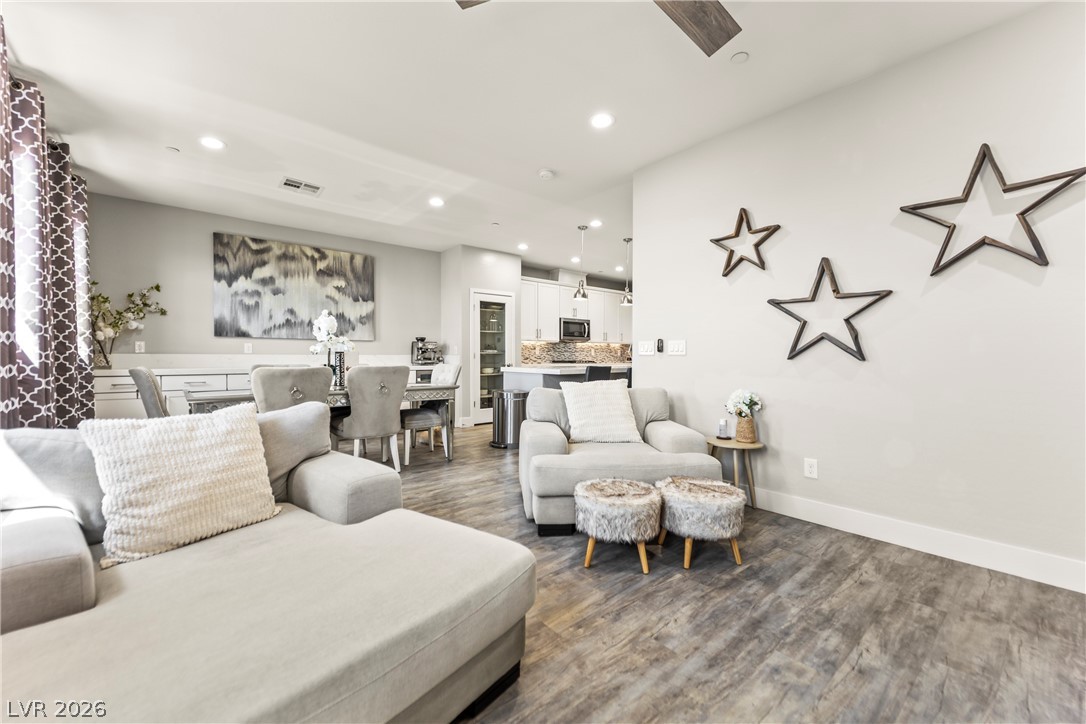 180 Petaluma Valley Drive Las Vegas NV 89138