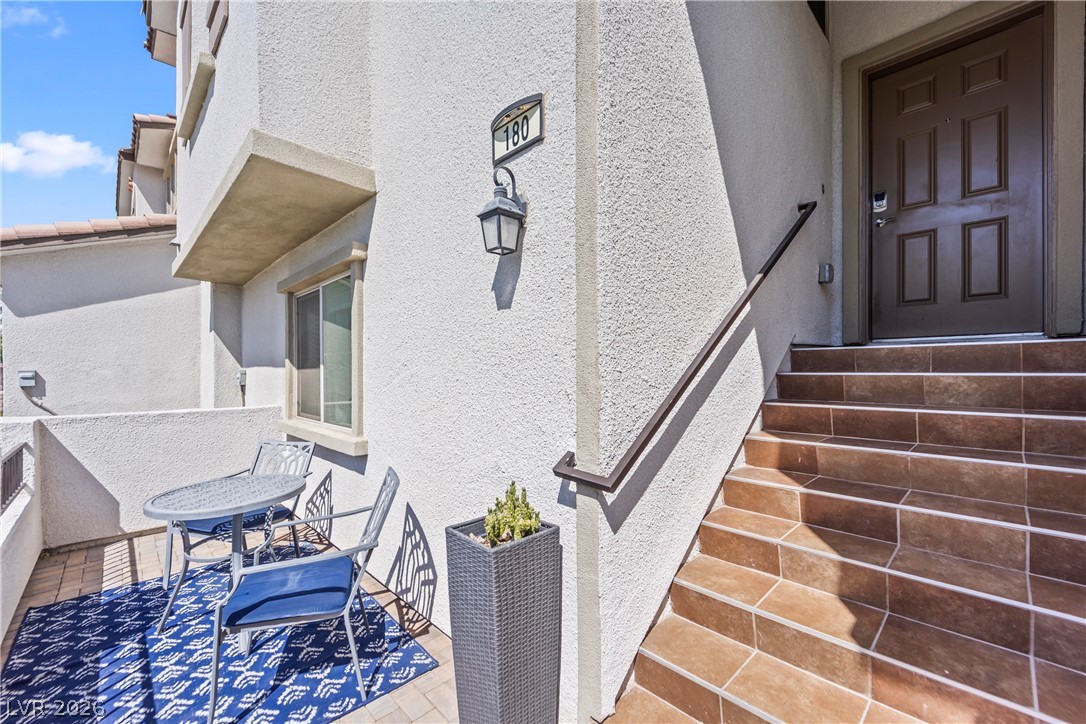 180 Petaluma Valley Drive Las Vegas NV 89138