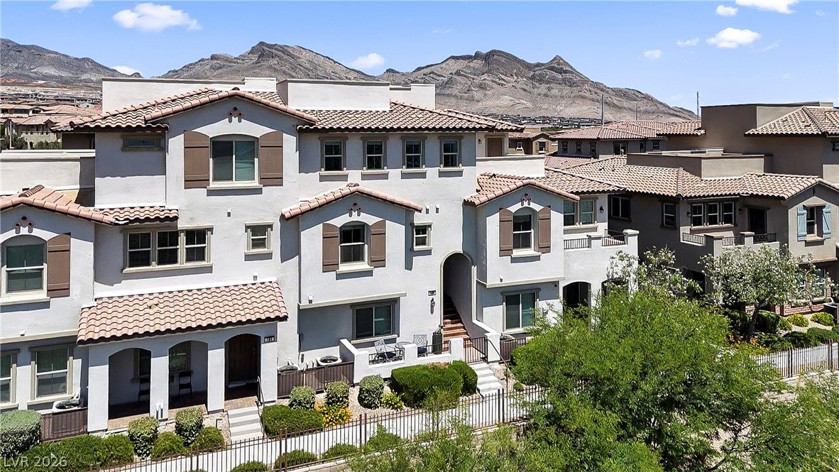 180 Petaluma Valley Drive Las Vegas NV 89138