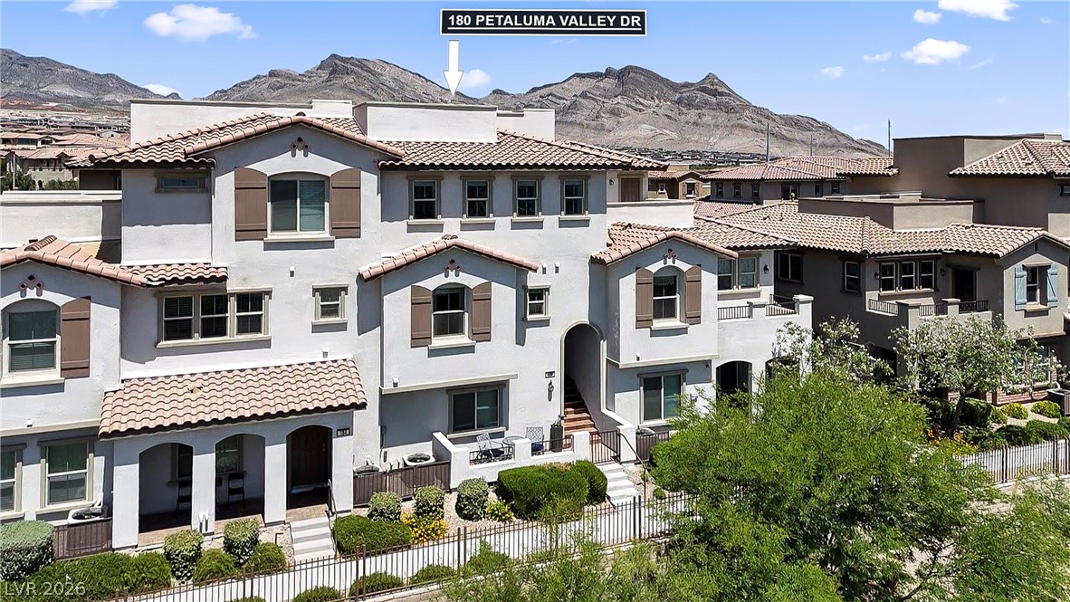 180 Petaluma Valley Drive Las Vegas NV 89138