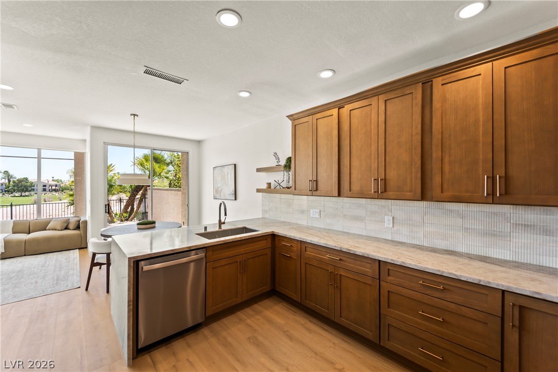 8921 Diamond Falls Drive Las Vegas NV 89117