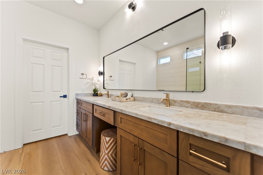 8921 Diamond Falls Drive Las Vegas NV 89117