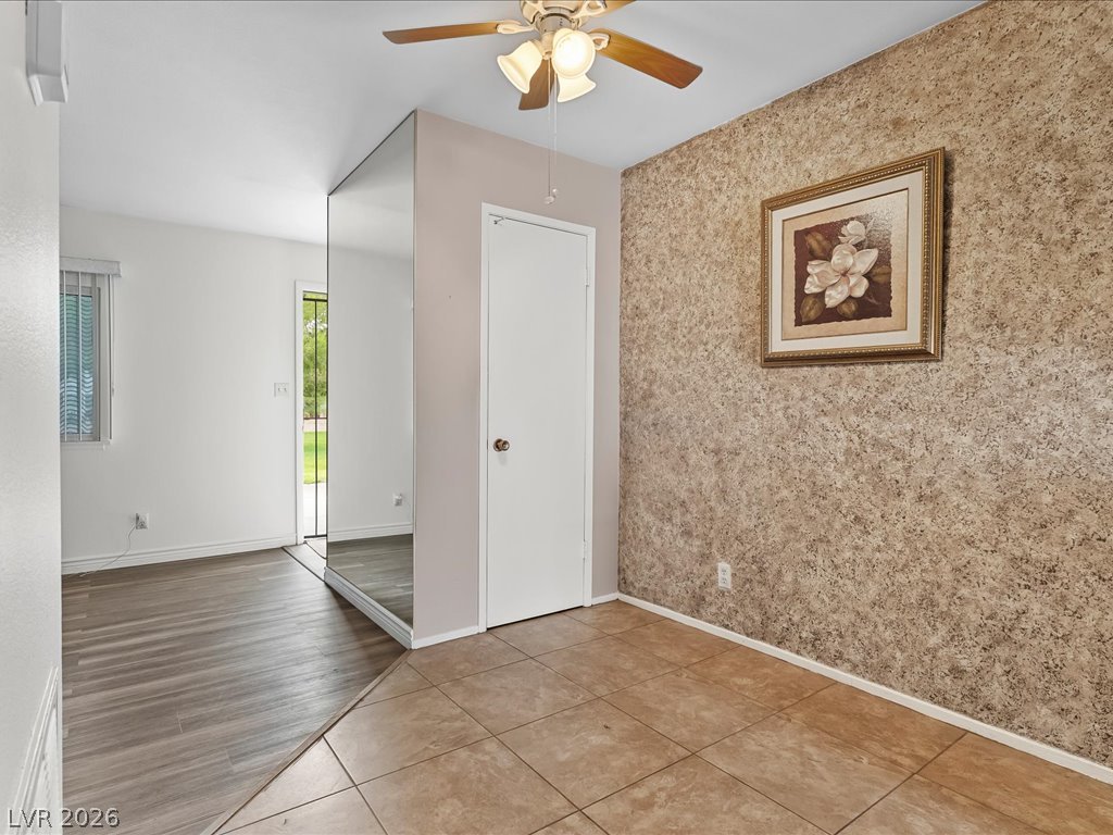 310 Greenbriar Townhouse Way Las Vegas NV 89121