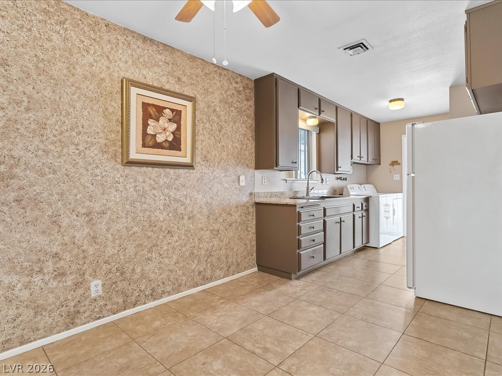 310 Greenbriar Townhouse Way Las Vegas NV 89121