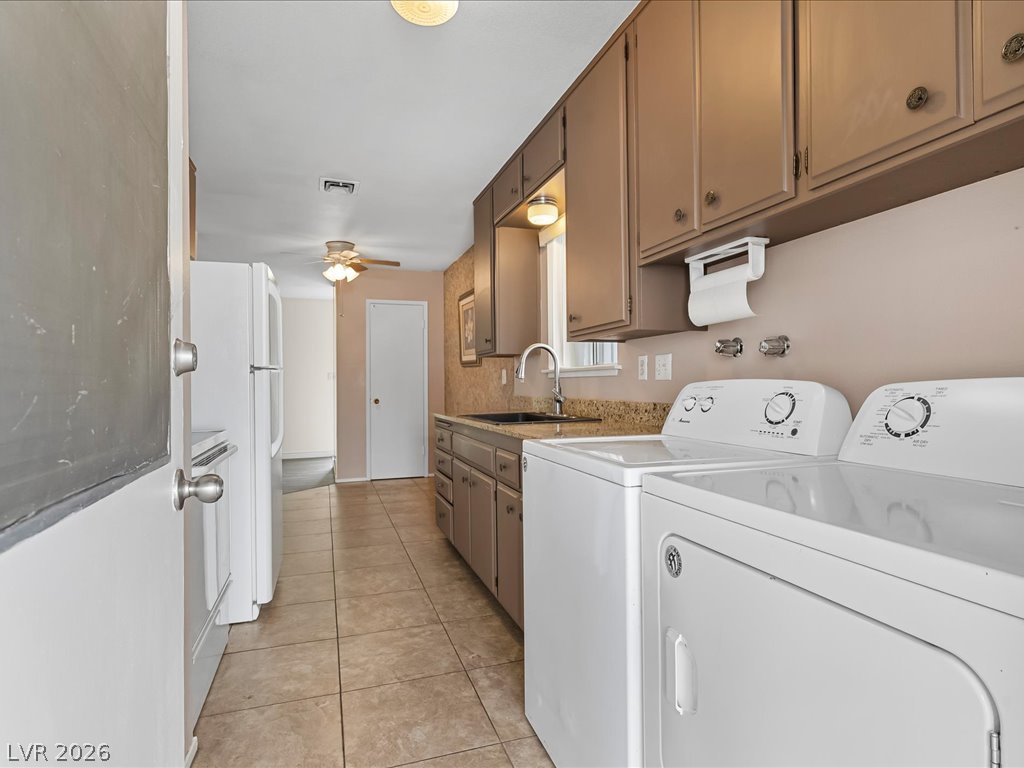 310 Greenbriar Townhouse Way Las Vegas NV 89121